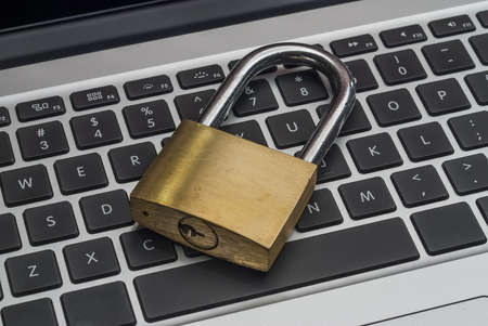 Computer security lock