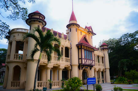 Sanamchantra palace side viewのeditorial素材