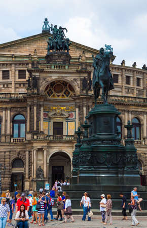 Dresden. A beautiful city on the river Elbe. Semper Opera.のeditorial素材