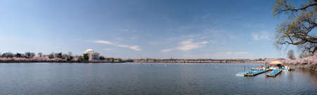 Expansive panorama of the Tidal Basin in Washington DC with the Jefferson Memorial in the foregroundの写真素材