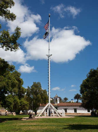 Flag in the center of the Plaza in old town San Diegoの写真素材