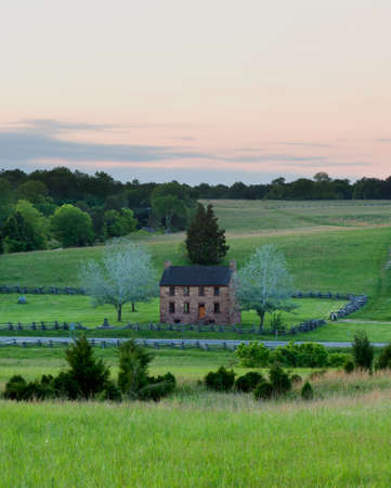 The old stone house in the center of the Manassas Civil War battlefield site near Bull Runの写真素材