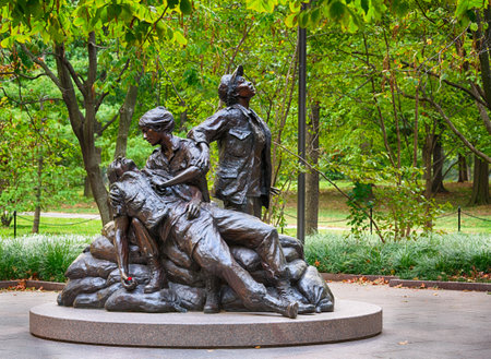 WASHINGTON DC - SEPTEMBER 16: Vietnam Women's Memorial in Washington DC on September 16, 2012. The statue was designed by Glenna Goodacre and dedicated on November 11, 1993.のeditorial素材