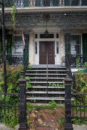 WINCHESTER, VA - 20 AUGUST 2018:  Ornate steps and balcony on old mansion in historic district of Winchester, Virginiaのeditorial素材