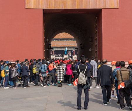 BEIJING, CHINA - 19 OCTOBER 2018: Crowds of tourists enter through Meridian Gate in Forbidden Cityのeditorial素材