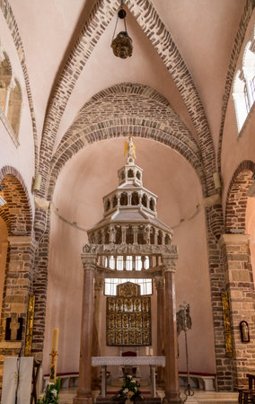 KOTOR, MONTENEGRO - 21 MAY 2019: Interior of St Tryphon church in old town Kotor in Montenegroのeditorial素材