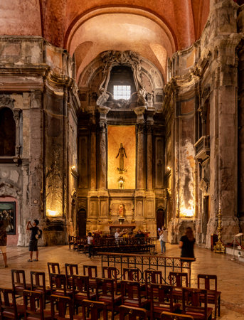 Lisbon, Portugal - 8 August 2019: Interior of Sao Domingos church in Lisboa which was badly damaged by fire in 1959のeditorial素材