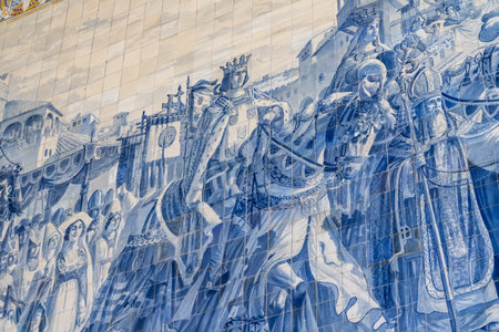 Porto, Portugal - 12 August 2019: Decorative ceramic tiles show the history of Portugal in the main railway station entrance hallのeditorial素材