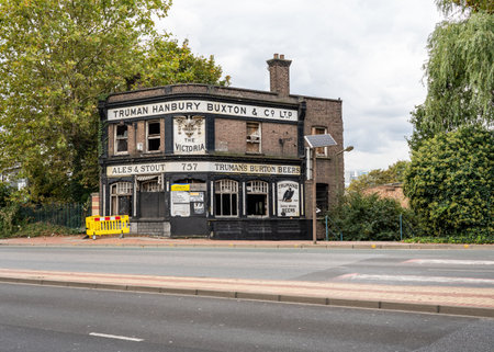 Woolwich, UK - 5 October 2019: Derelict pub called The Victoria in Woolwich in East Londonのeditorial素材
