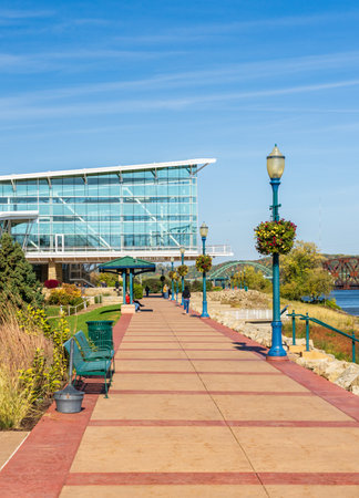 Dubuque, IA - 17 October 2023: Modern Grand River Center conference and convention building alongside Mississippi river in Iowaのeditorial素材
