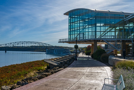 Dubuque, IA - 17 October 2023: Modern Grand River Center conference and convention building alongside Mississippi river in Iowaのeditorial素材