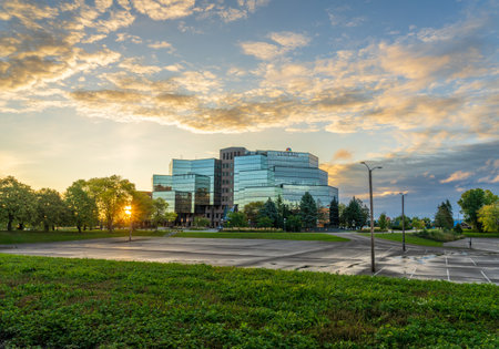 St Paul, MN - 14 October 2023: Sunrise behind Comcast offices on River Park Plaza in Minnesotaのeditorial素材