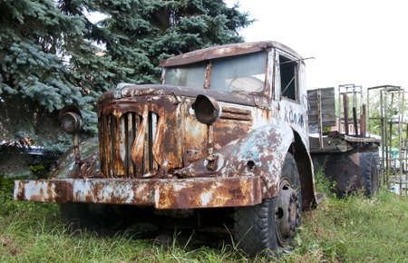 old rusty truck in a deserted placeの写真素材