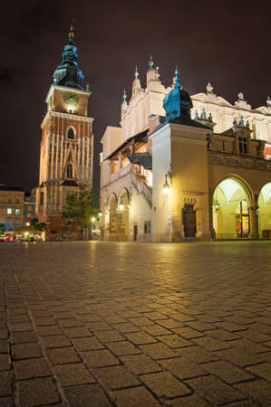 Poland, Krakow. Market Square at night.のeditorial素材
