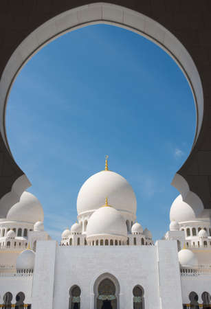 Sheikh Zayed Mosque in Abu Dhabiのeditorial素材