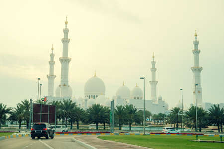 Sheikh Zayed Mosque in Abu Dhabiのeditorial素材