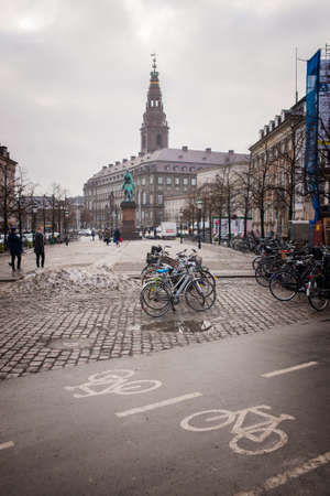 COPENHAGEN, DENMARK - 30 DECEMBER, 2014: Bicycle paths in Copenhagen. This is one of the most cycling cities in the world. December 30, 2014 Copenhagen, Denmark.のeditorial素材