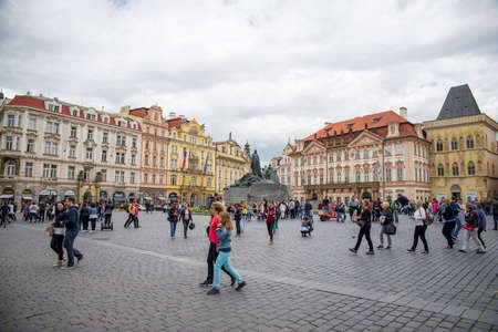 PRAGUE, CZECH REPUBLIC - MAY 6, 2015: Tourists walk through the old town. May 6, 2015のeditorial素材