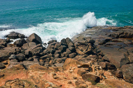 beautiful view of the ocean from the shoreの写真素材