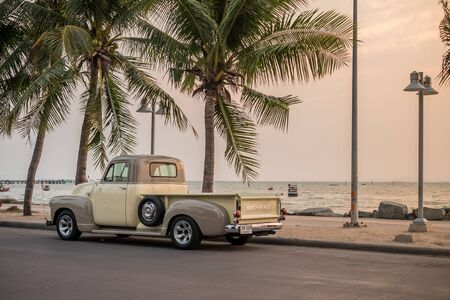 CHONBURI, THAILAND - March 14, 2018: The 1947 Chevrolet Truck parking at the seaside on street.のeditorial素材
