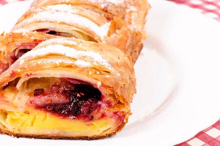 Vanilla cream and berry fruit in strudlaの写真素材