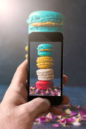 Photograph a macaroons with smartphone camera