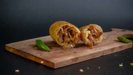 Indonesian rolls, Indonesian cuisine, Lumpia Semarang or Lunpia,