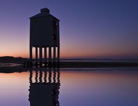 Burnham-on-sea nine leg low lighthouse at dawnの写真素材