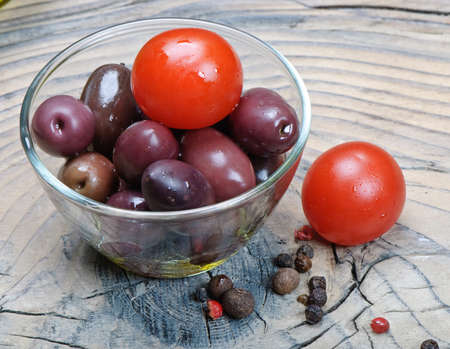 Olives ,tomatoes の写真素材