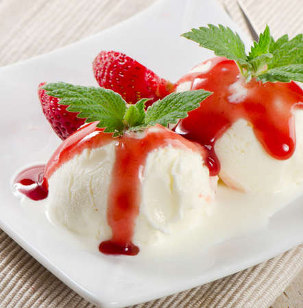 ice cream on a plateの写真素材