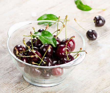 Fresh cherries. Selective focusの写真素材