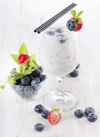 Blueberry smoothie with fresh berries. selective focusの写真素材