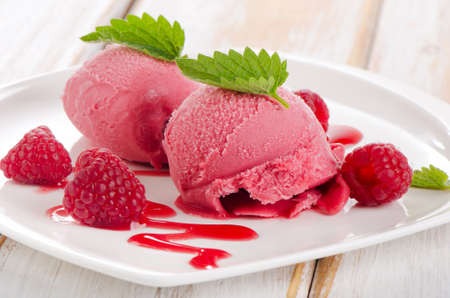 Raspberry sorbet with fresh mint. Selective focusの写真素材