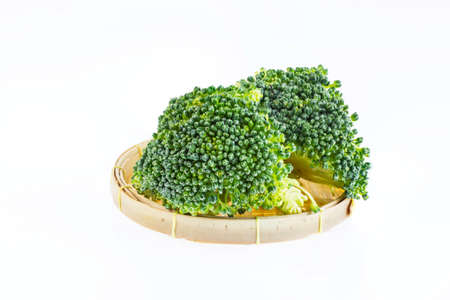 broccoli on white background, green vegetable on white, two broccoli on white, broccoli in tray bamboo,の写真素材