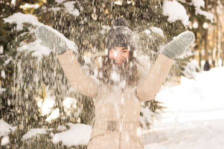 Smiling girl in the parkの写真素材