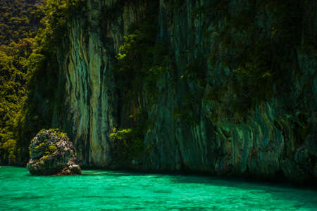 Rock cliffs at Phi Phi Island, Thailandの写真素材