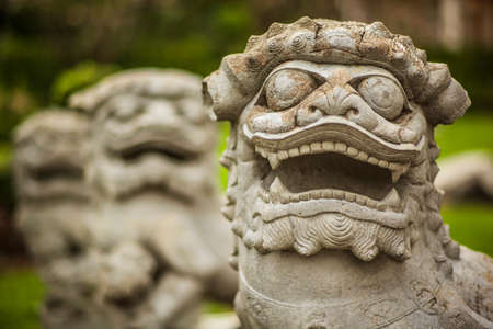Dragon statues at Wat Arun in Bangkok, Thailandの写真素材