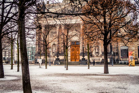 Dresden, Germany - 2 Jan. 2008: View of the courtyard at the Frauenkirche with a fresh layer of snow on the groundのeditorial素材