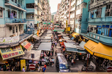 Hong Kong, China - 14 July, 2010: Very crowded Fa Yuen street market in Mongkok district during the daytimeのeditorial素材