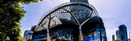 Singapore, Singapore - 7 January, 2017: Orchard Ion, one of the premiere malls in the city, on a sunny afternoonのeditorial素材