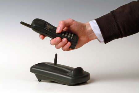Silverhand with telephone