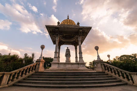 Mysuru, Karnataka, India - January 2019: The statue of Chamarajendra Wodeyar, the former king on a public square in the city of Mysore.のeditorial素材