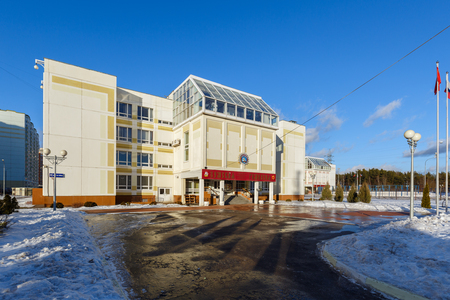 BALASHIKHA, RUSSIA - FEBRUARY 17, 2016. School building in the city of Balashikha, Moscow region. Russia.のeditorial素材