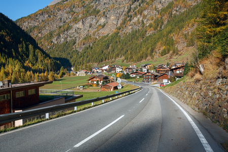 ZWIESELSTEILN, AUSTRIA - OCTOBER 17, 2018. Mountain road leading to the alpine village of Zwieselstein, municipality of Soelden, Imst district, state of Tyrol, Austria.のeditorial素材
