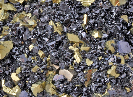 Agglomerate bornite and tetrahedrite pseudomorphoses
