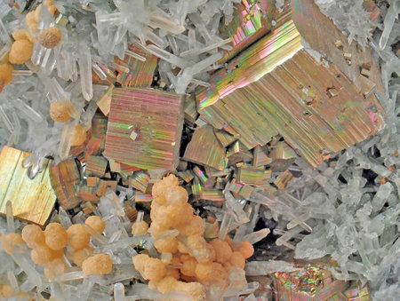 Quartz ,pyrite cubes and dolomite grains