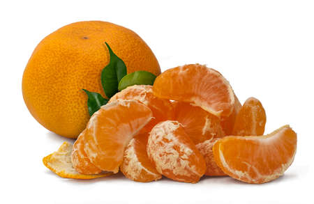 Mandarin oranges (Citrus reticulata) with segments on a white background.の写真素材