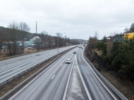 many car travelling on the motorway in to the cityのeditorial素材