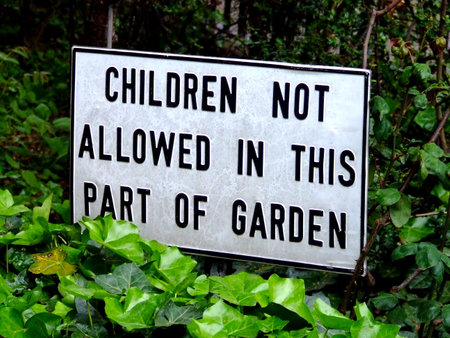 Garden warring signの写真素材