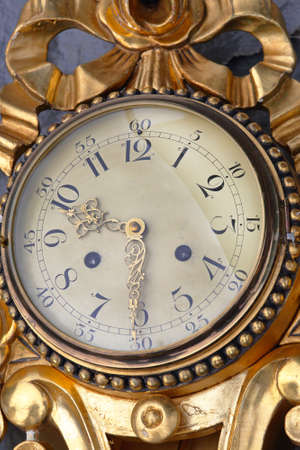 Luxury vintage gold analog clock for wall